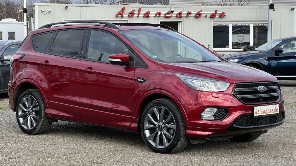 Photo 1 : Ford Kuga 2019 Petrol