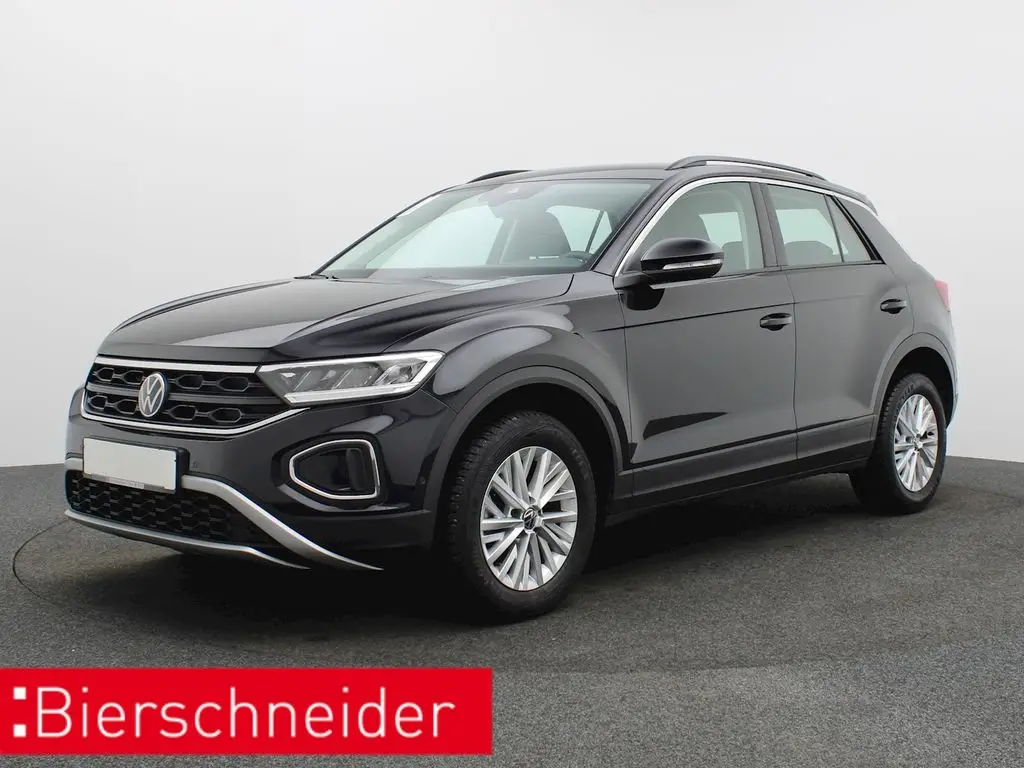 Photo 1 : Volkswagen T-roc 2023 Essence