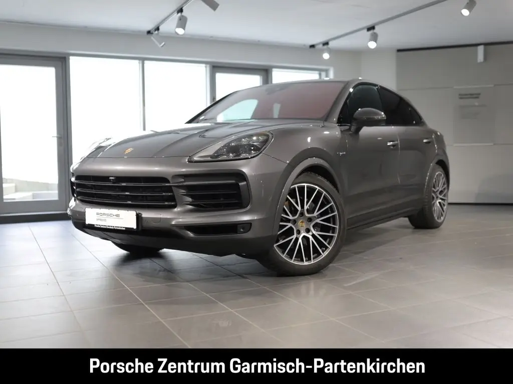 Photo 1 : Porsche Cayenne 2022 Hybride