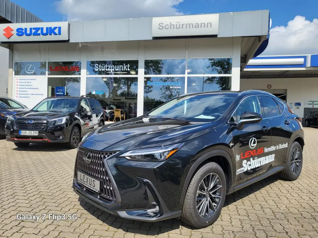 Photo 1 : Lexus Nx 2024 Petrol