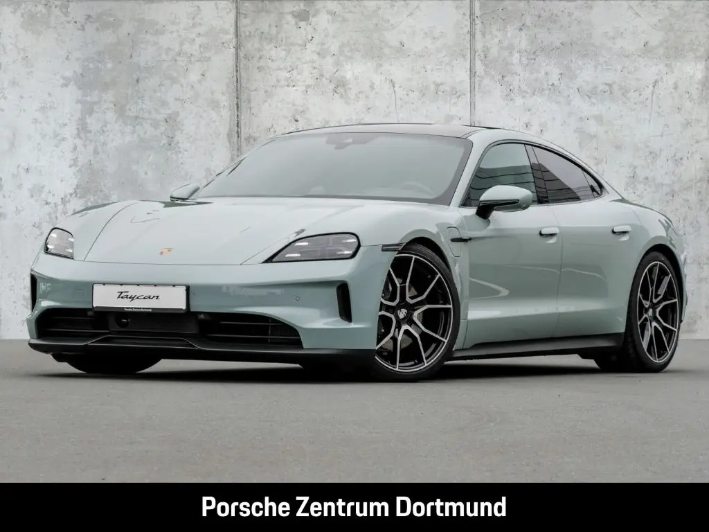 Photo 1 : Porsche Taycan 2024 Non renseigné