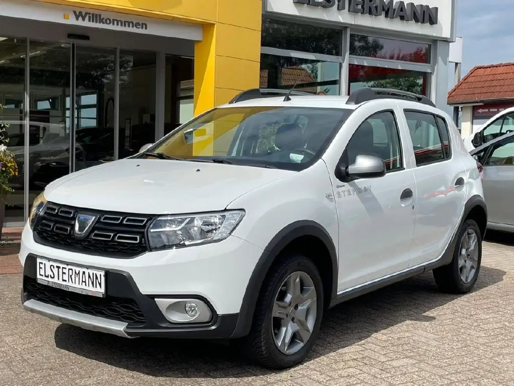 Photo 1 : Dacia Sandero 2020 Essence