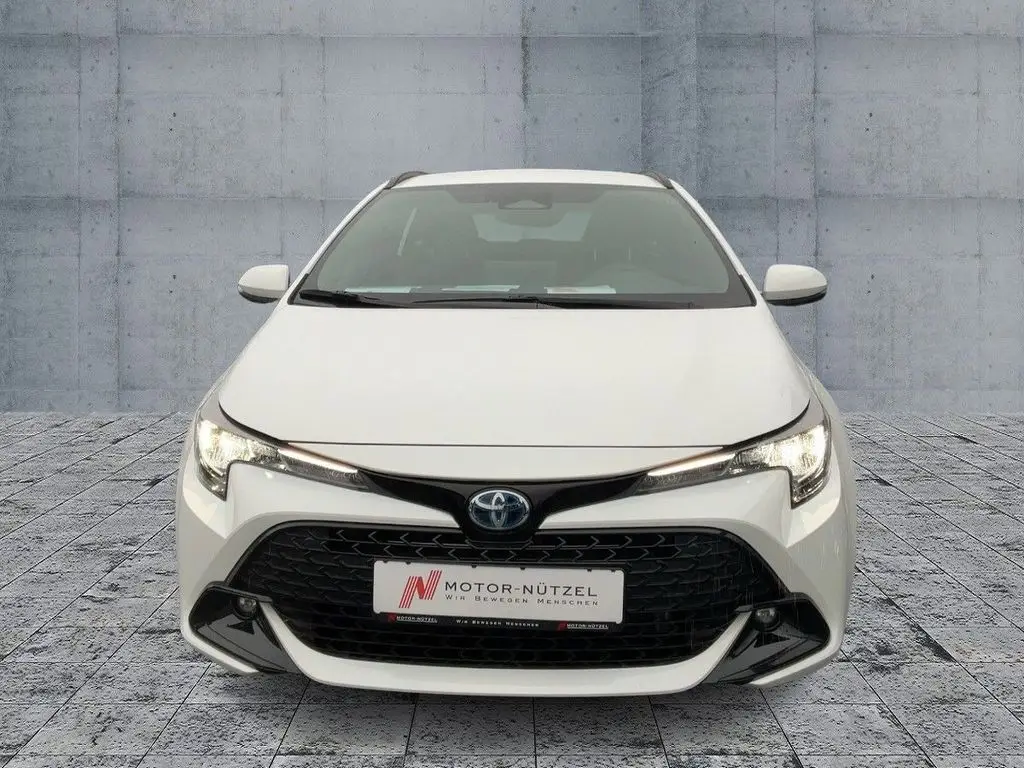 Photo 1 : Toyota Corolla 2024 Hybrid