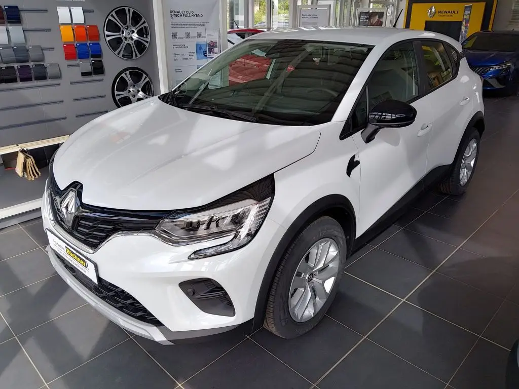 Photo 1 : Renault Captur 2024 Essence