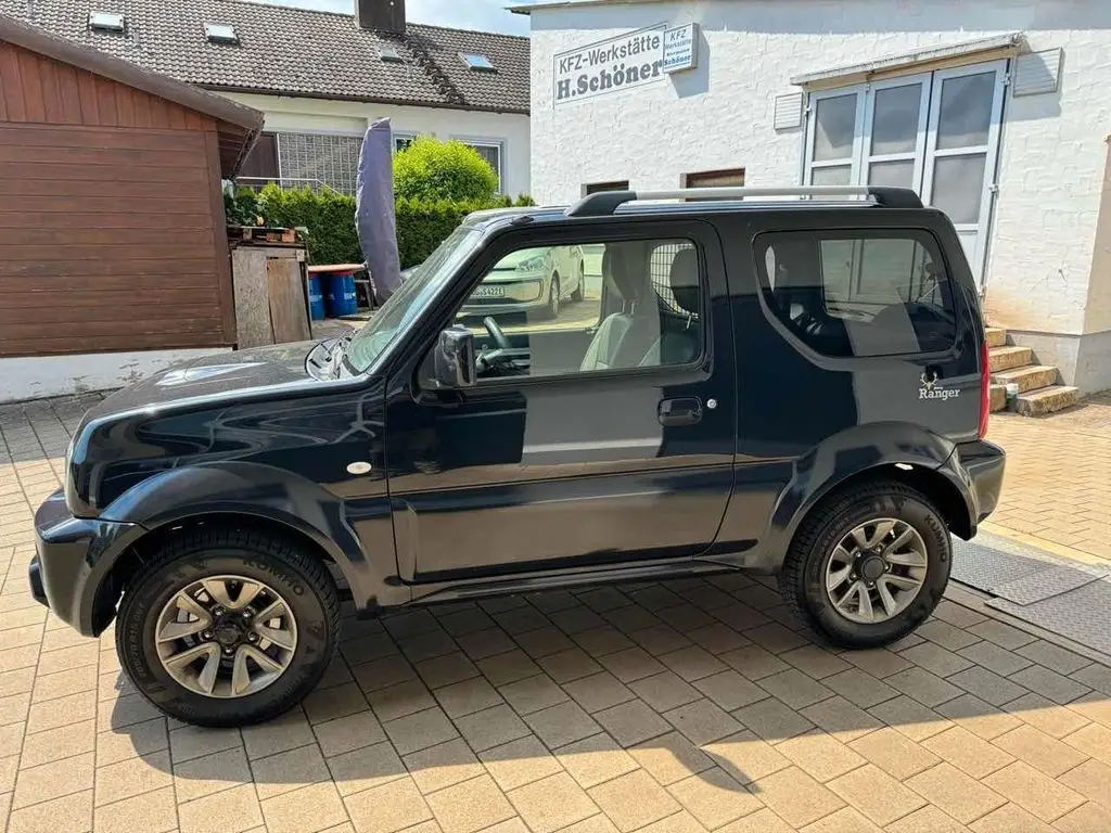 Photo 1 : Suzuki Jimny 2018 Petrol