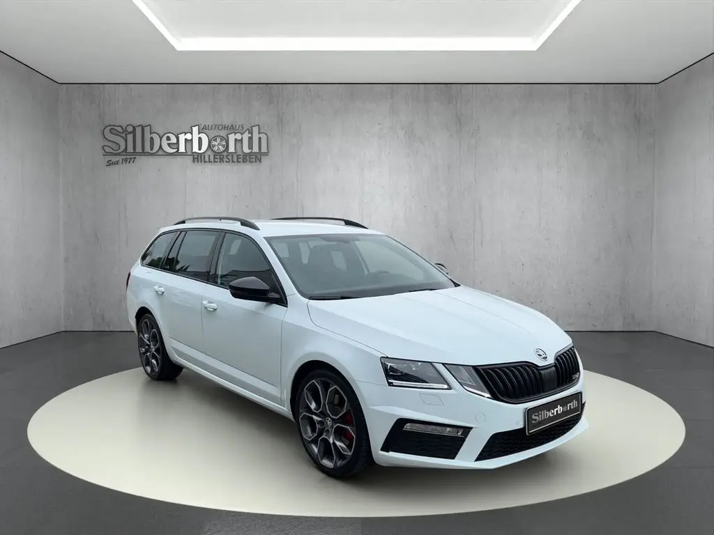 Photo 1 : Skoda Octavia 2018 Diesel