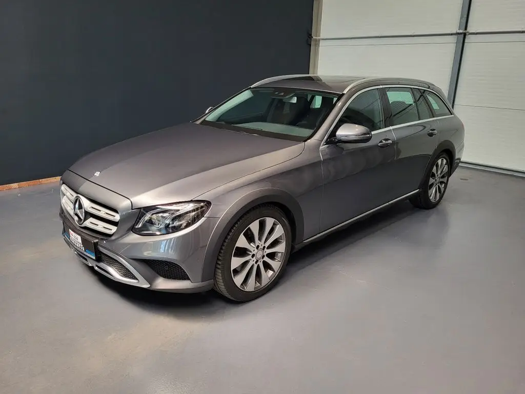 Photo 1 : Mercedes-benz Classe E 2017 Diesel