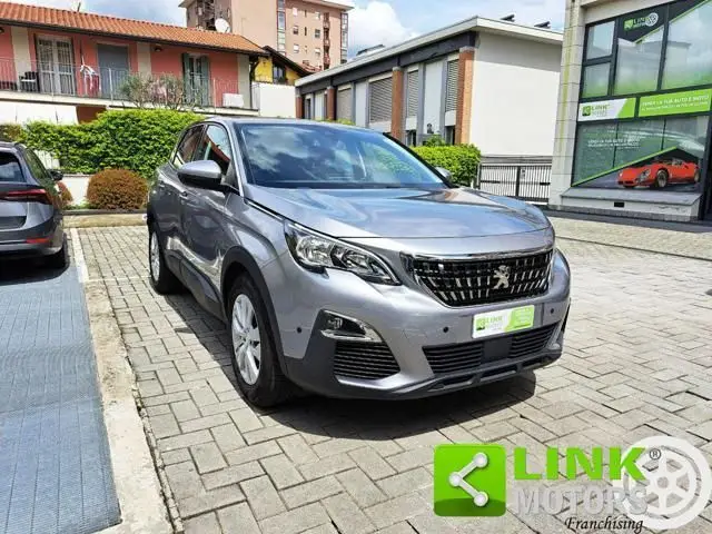 Photo 1 : Peugeot 3008 2018 Diesel