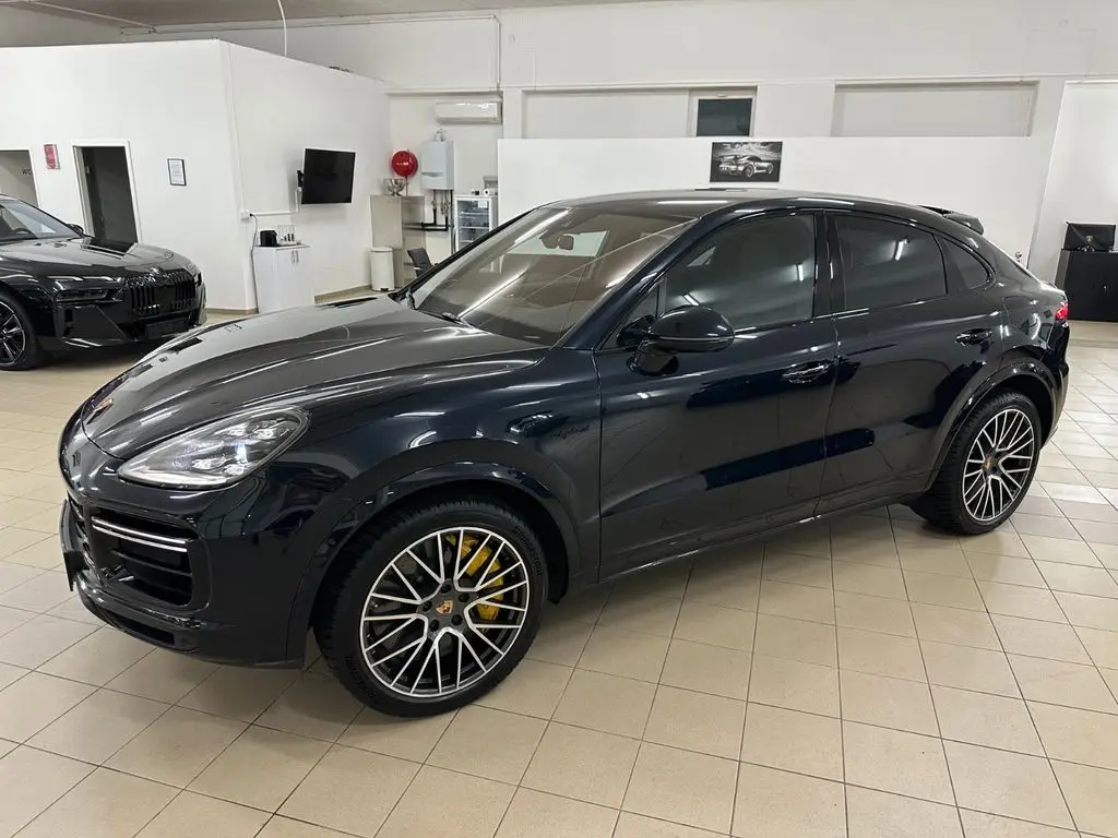 Photo 1 : Porsche Cayenne 2022 Hybrid