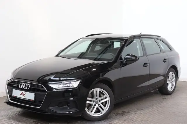 Photo 1 : Audi A4 2020 Diesel