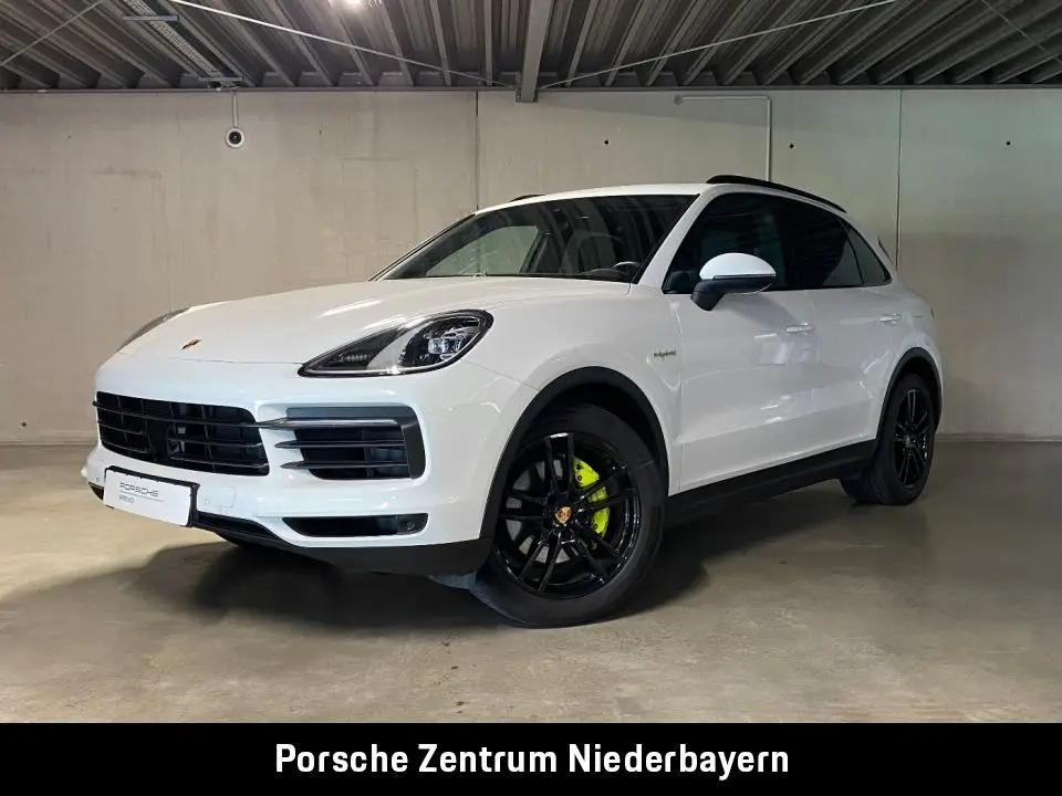 Photo 1 : Porsche Cayenne 2018 Hybrid