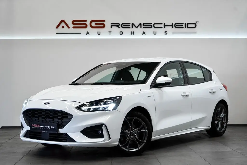 Photo 1 : Ford Focus 2019 Petrol