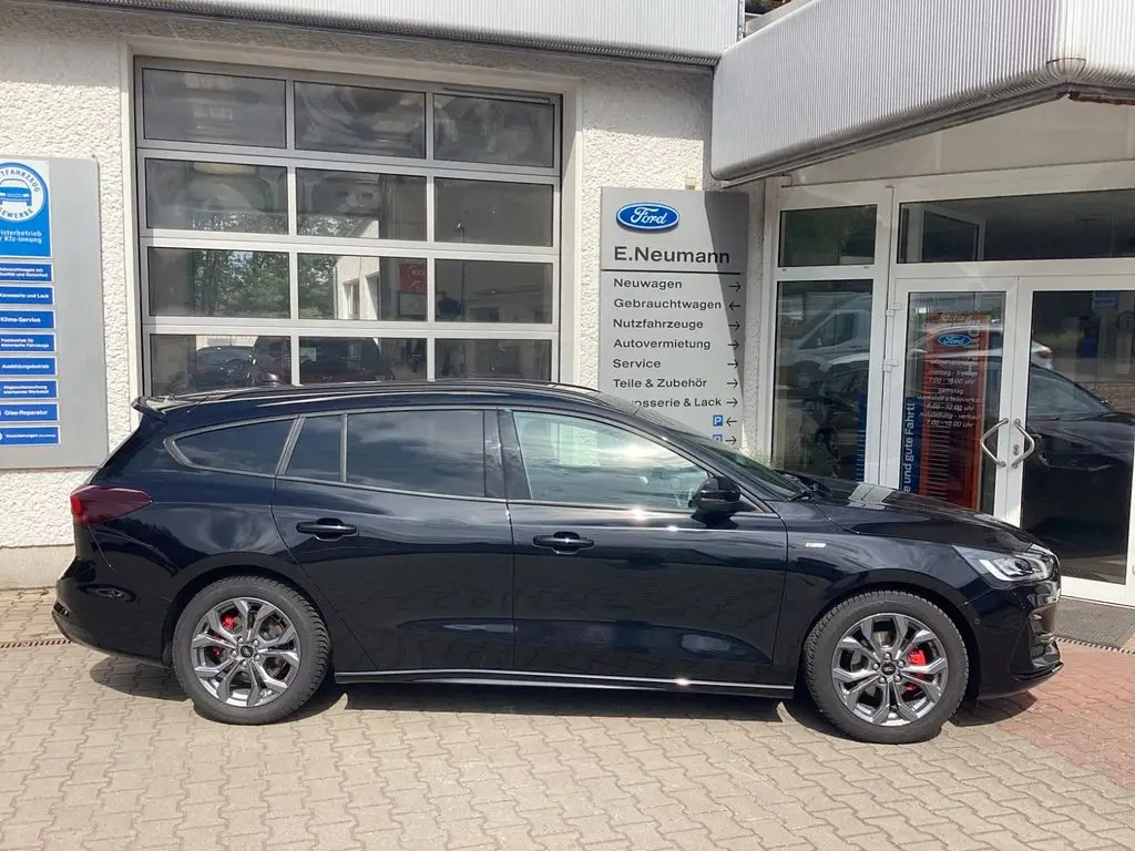 Photo 1 : Ford Focus 2023 Petrol