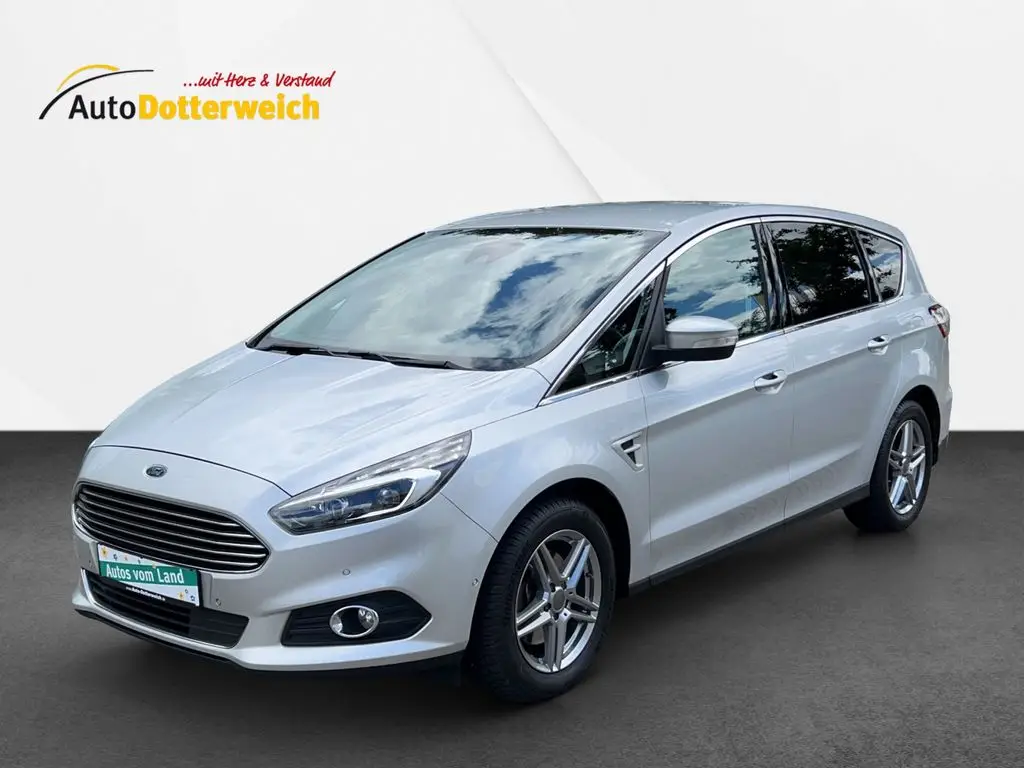 Photo 1 : Ford S-max 2017 Petrol