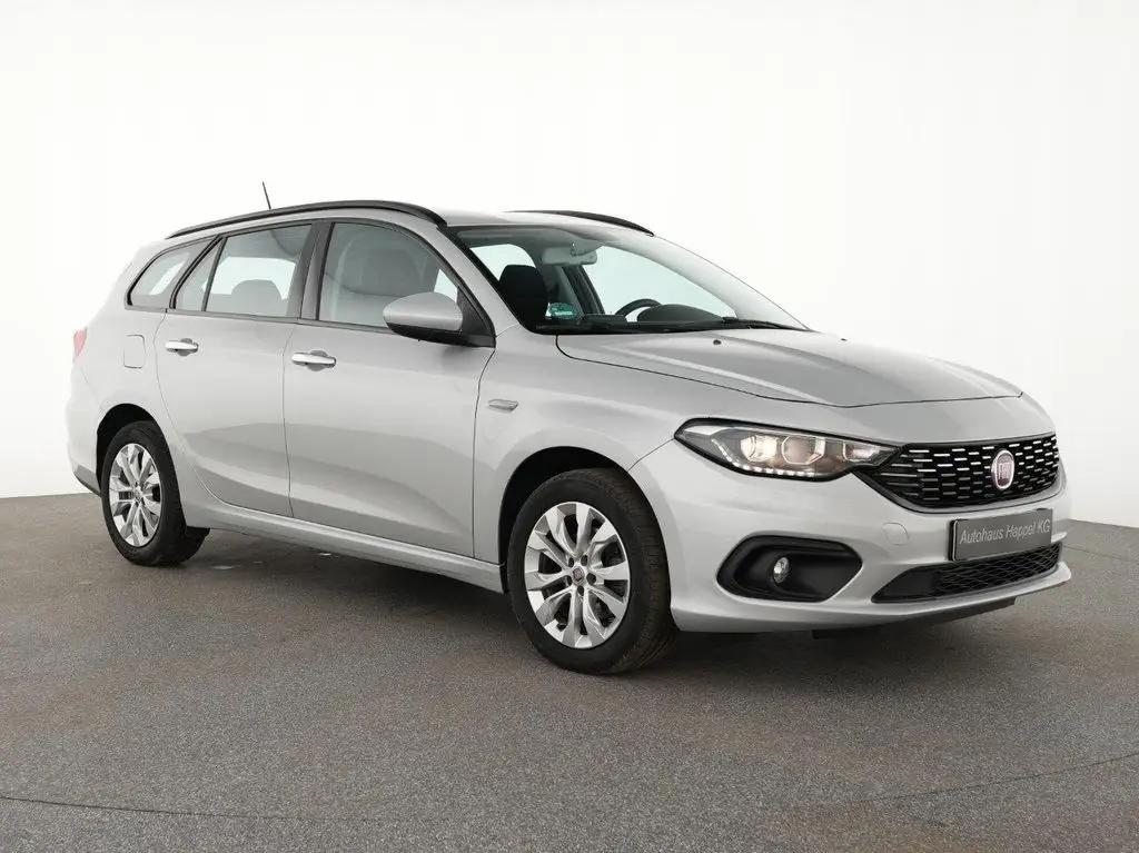 Photo 1 : Fiat Tipo 2017 Diesel