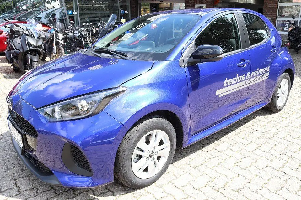 Photo 1 : Mazda 2 2024 Hybrid