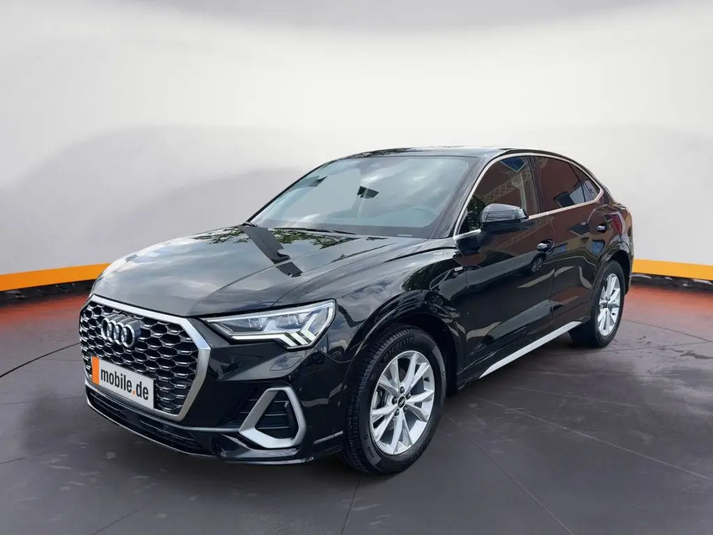 Photo 1 : Audi Q3 2021 Essence