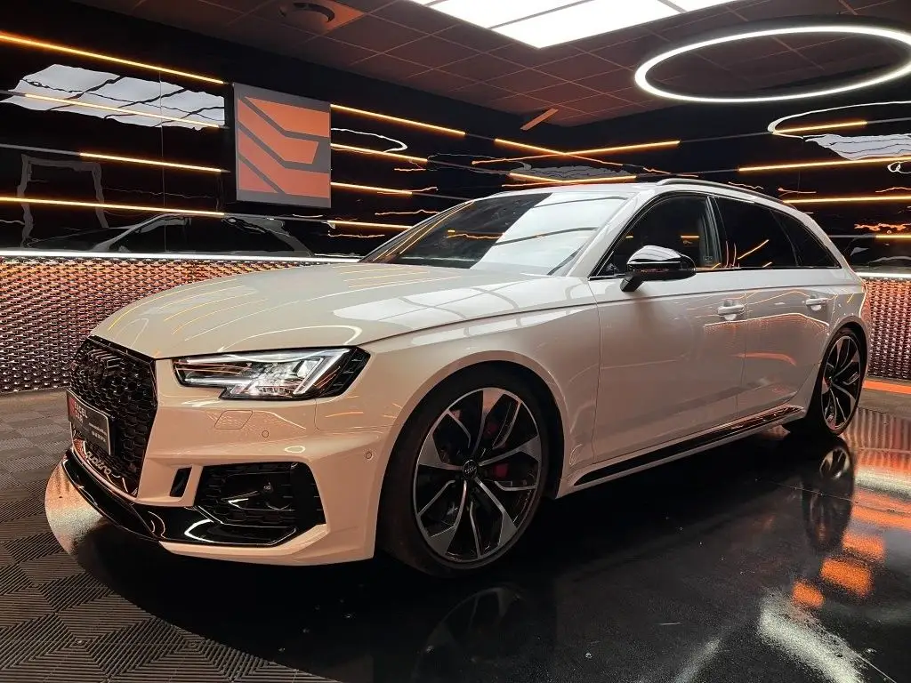 Photo 1 : Audi Rs4 2019 Essence