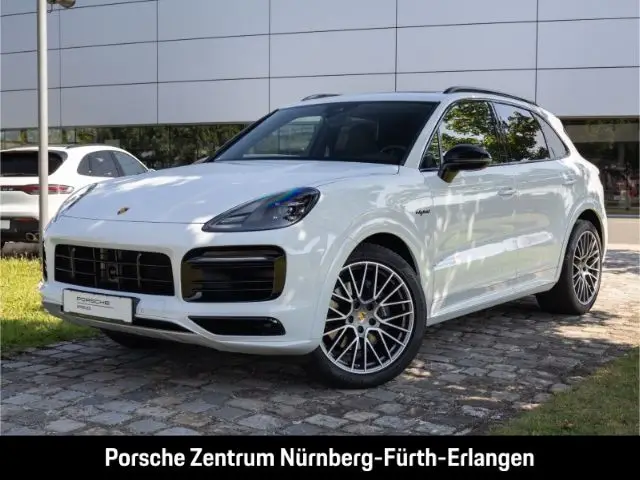 Photo 1 : Porsche Cayenne 2023 Hybrid