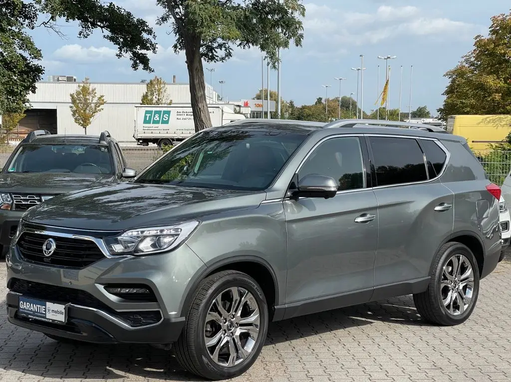 Photo 1 : Ssangyong Rexton 2019 Diesel