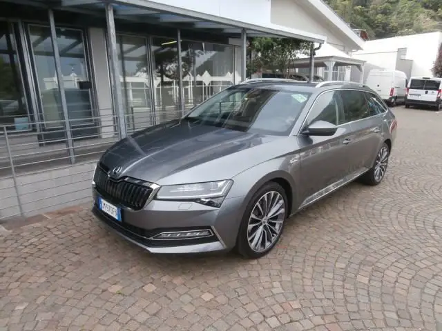 Photo 1 : Skoda Superb 2023 Hybride