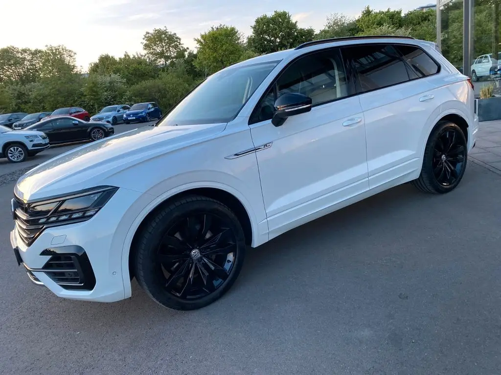 Photo 1 : Volkswagen Touareg 2019 Diesel