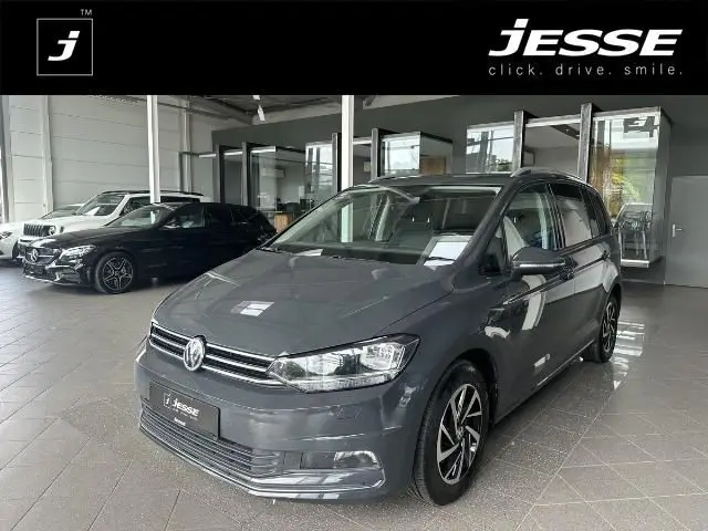 Photo 1 : Volkswagen Touran 2018 Petrol