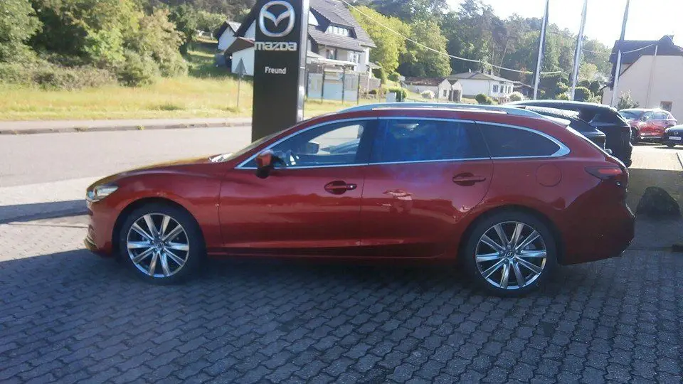 Photo 1 : Mazda 6 2023 Essence