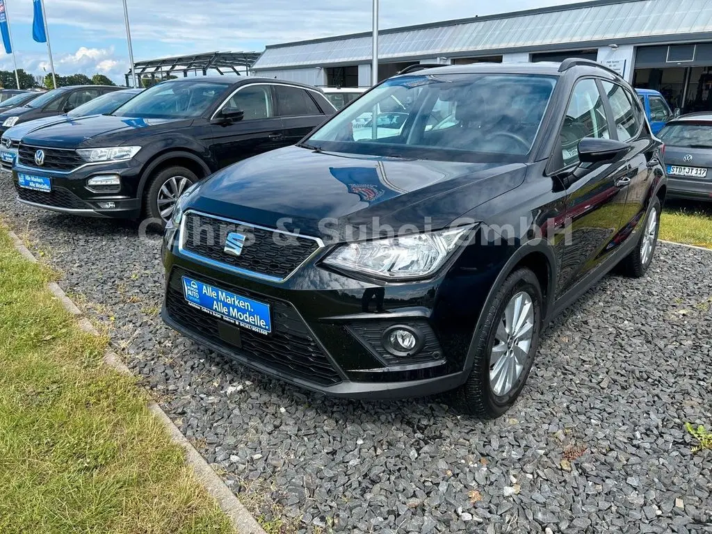 Photo 1 : Seat Arona 2021 Petrol