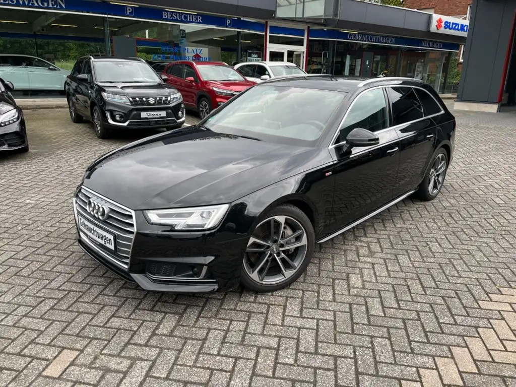 Photo 1 : Audi A4 2018 Petrol