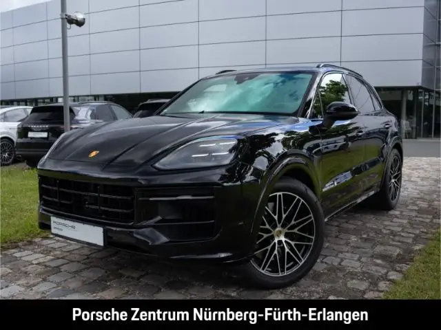 Photo 1 : Porsche Cayenne 2023 Petrol