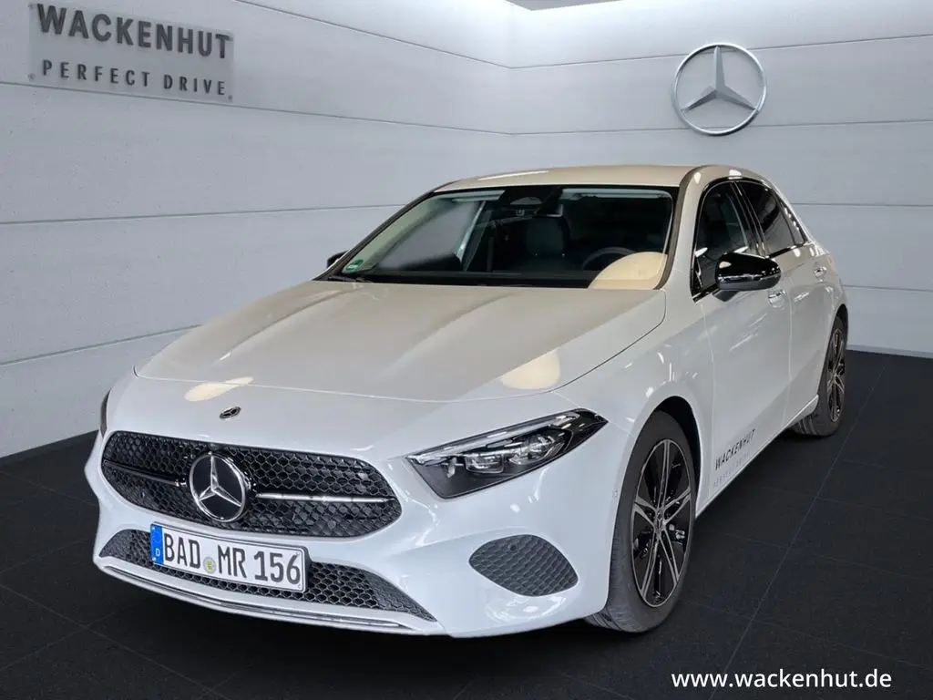 Photo 1 : Mercedes-benz Classe A 2024 Petrol