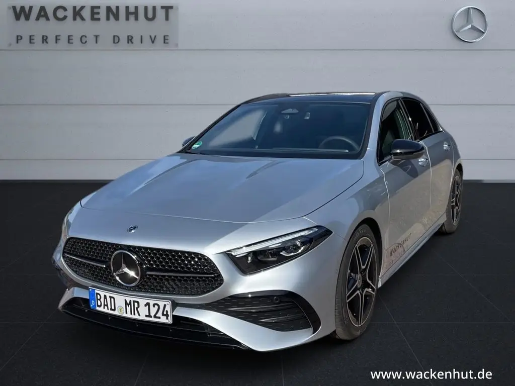 Photo 1 : Mercedes-benz Classe A 2024 Petrol