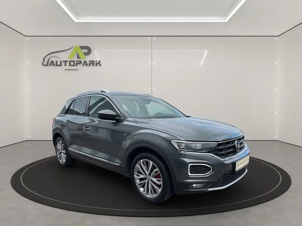 Photo 1 : Volkswagen T-roc 2018 Essence