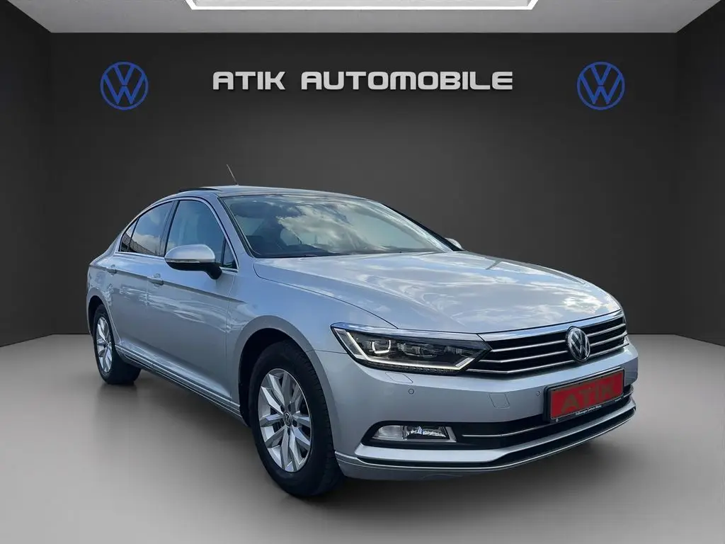 Photo 1 : Volkswagen Passat 2019 Diesel