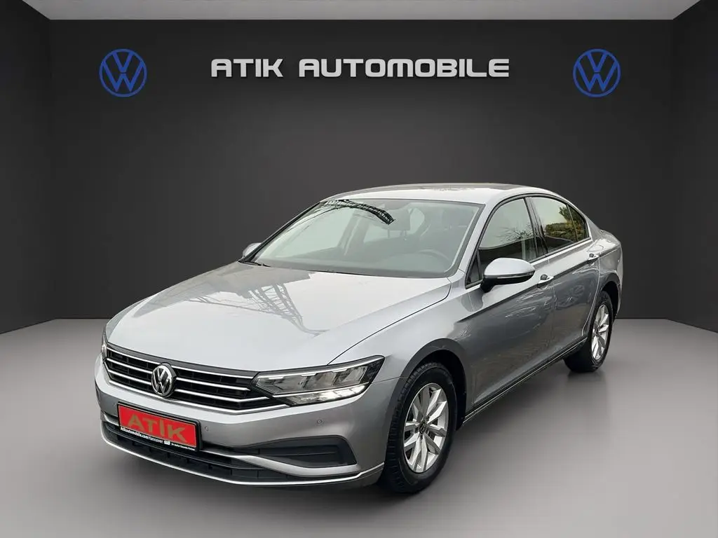 Photo 1 : Volkswagen Passat 2020 Diesel