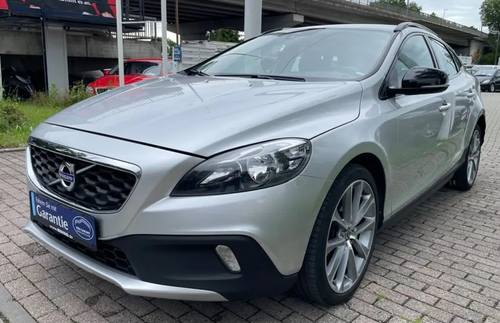 Photo 1 : Volvo V40 2015 Essence