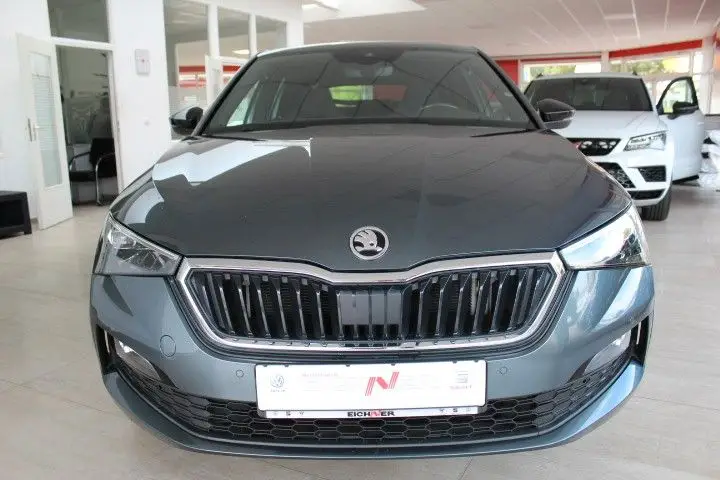 Photo 1 : Skoda Scala 2019 Petrol