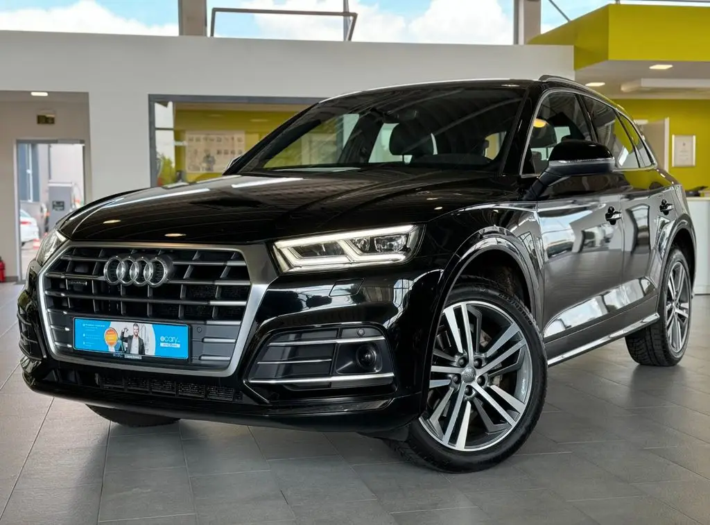 Photo 1 : Audi Q5 2019 Diesel