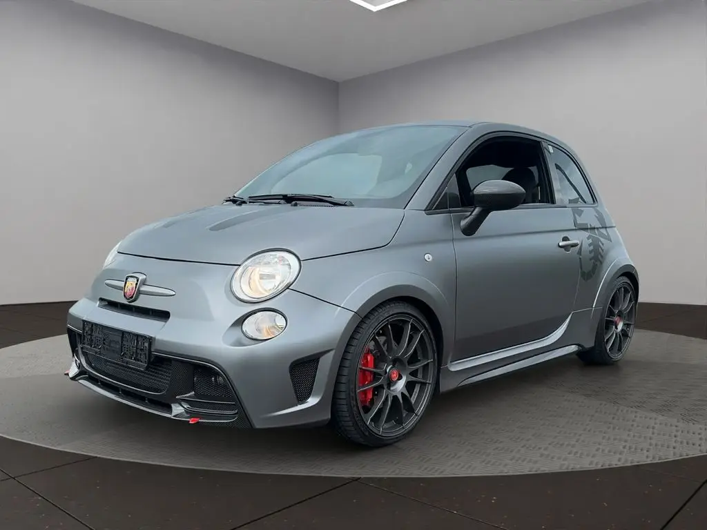 Photo 1 : Abarth 695 2015 Essence