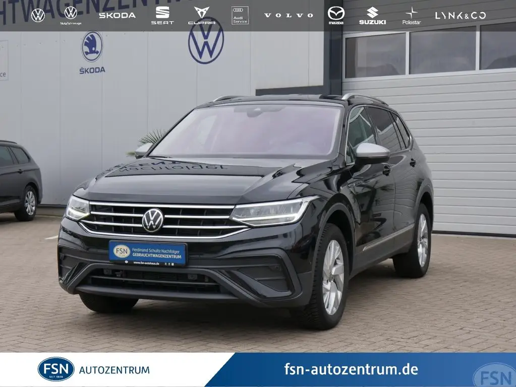 Photo 1 : Volkswagen Tiguan 2023 Diesel