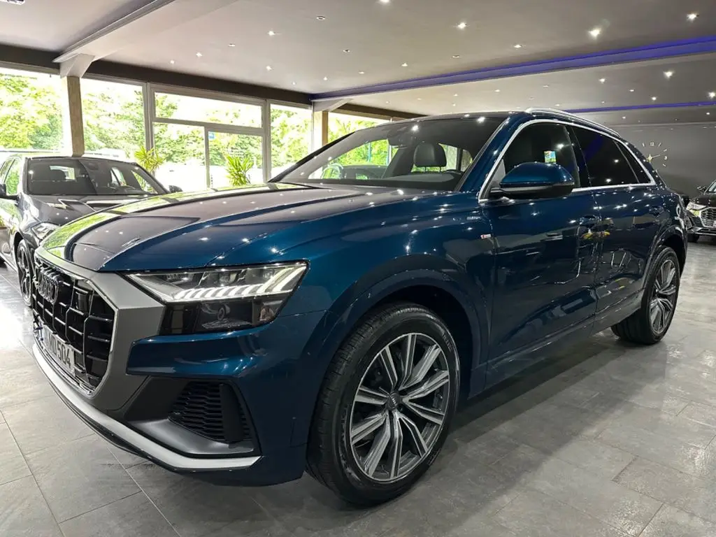 Photo 1 : Audi Q8 2018 Diesel