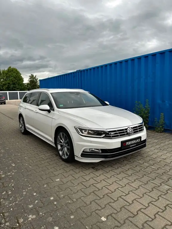 Photo 1 : Volkswagen Passat 2015 Diesel