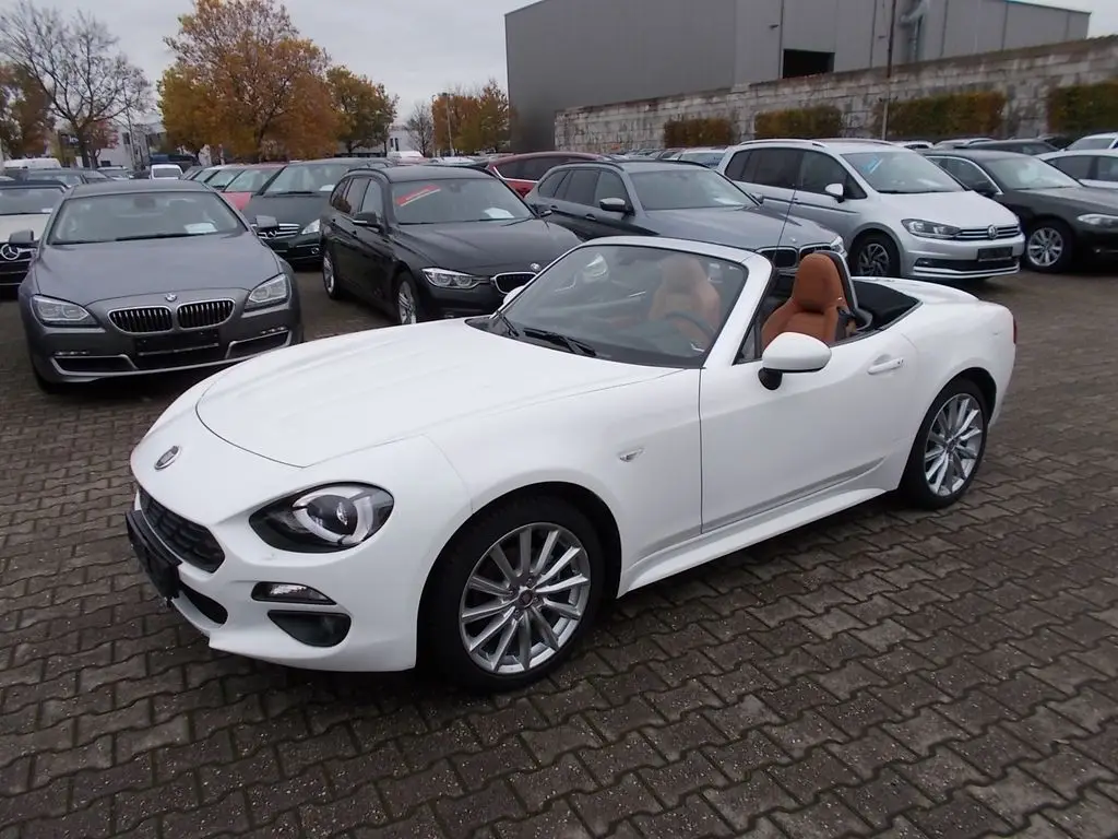 Photo 1 : Fiat 124 Spider 2019 Essence