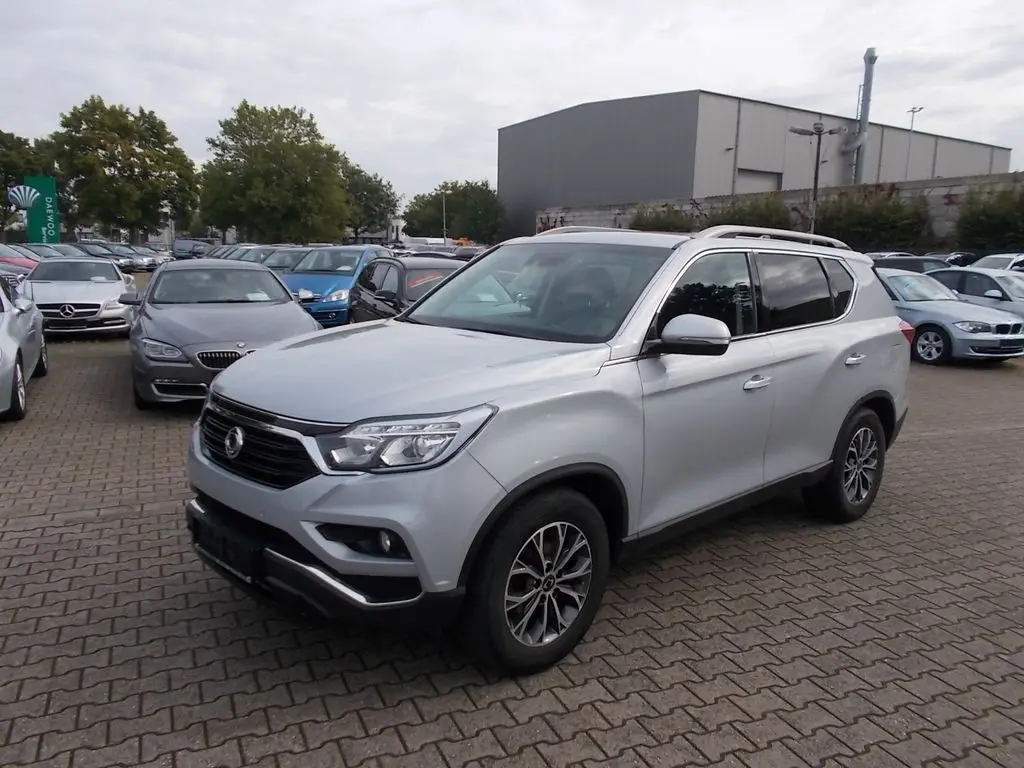 Photo 1 : Ssangyong Rexton 2019 Diesel