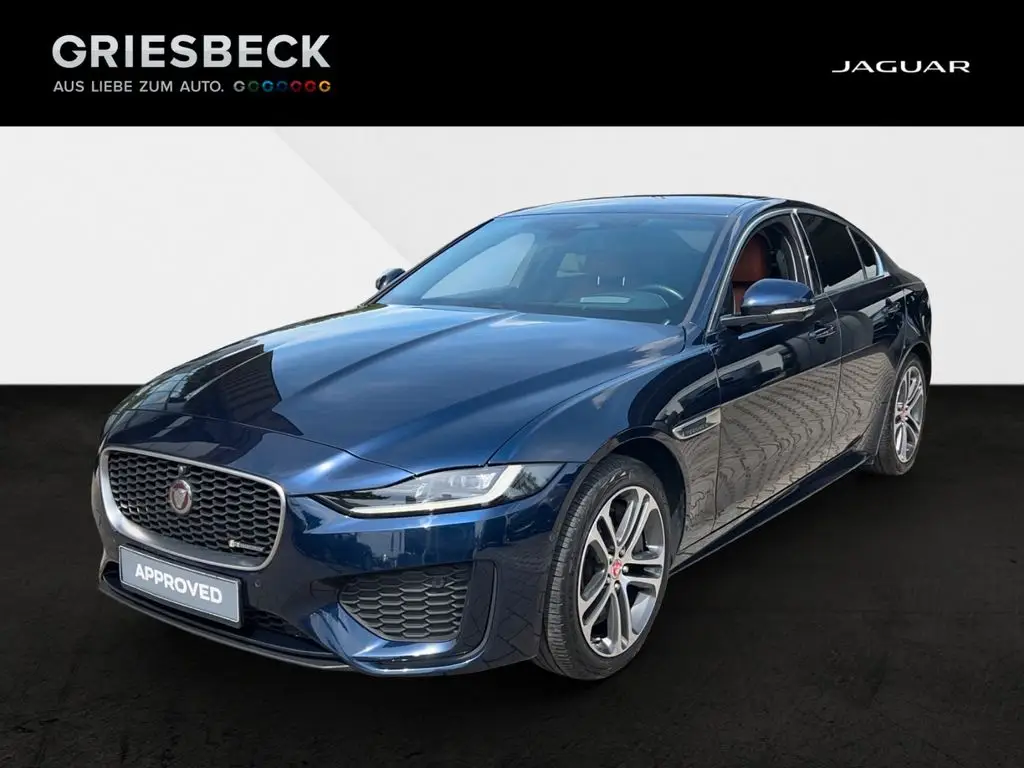 Photo 1 : Jaguar Xe 2021 Petrol