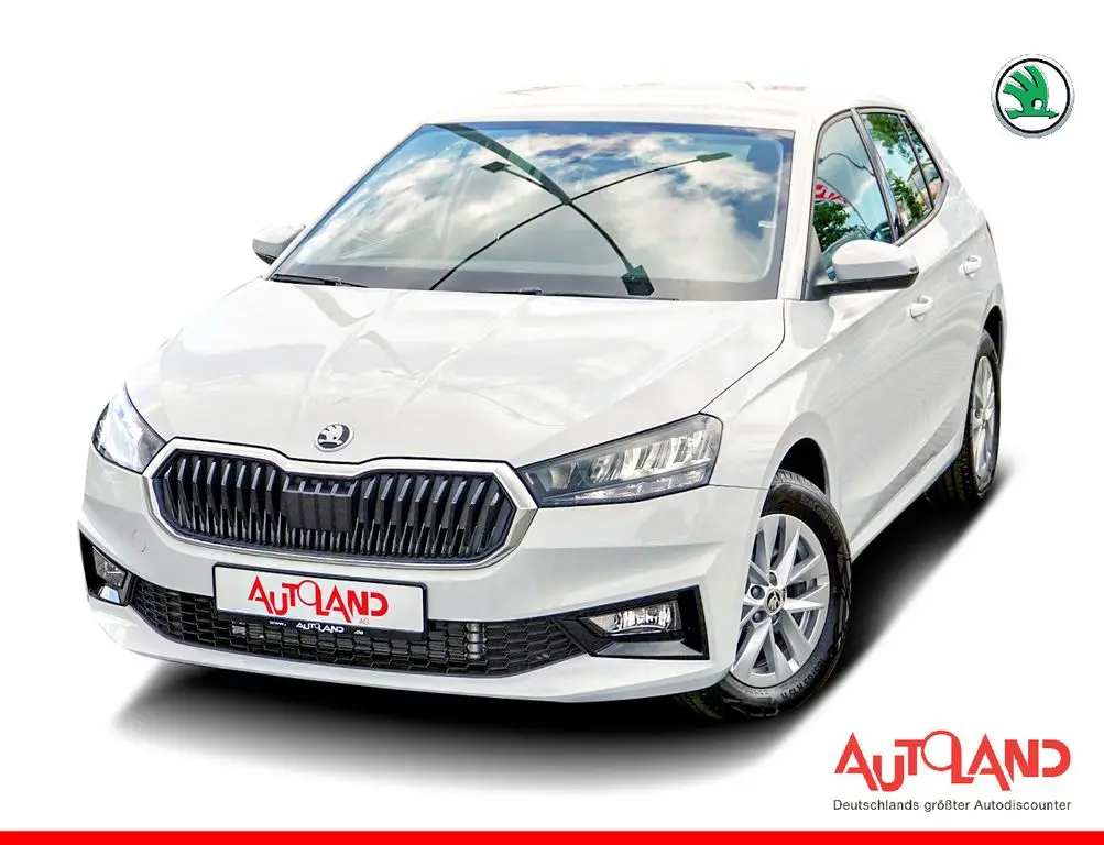 Photo 1 : Skoda Fabia 2024 Essence