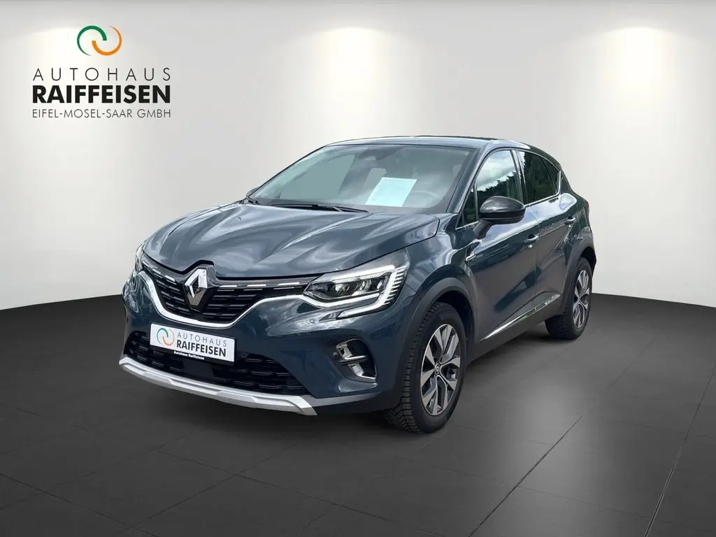 Photo 1 : Renault Captur 2023 Essence