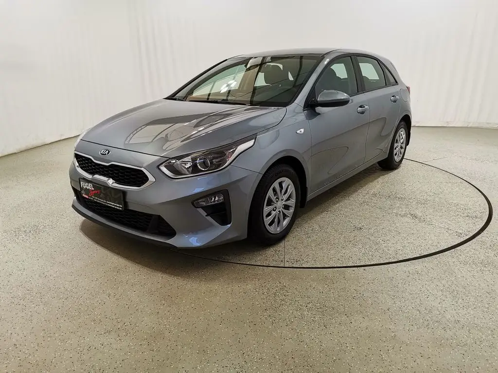 Photo 1 : Kia Ceed 2022 Essence