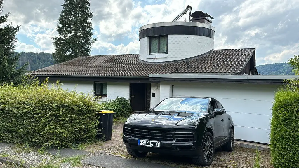 Photo 1 : Porsche Cayenne 2022 Petrol